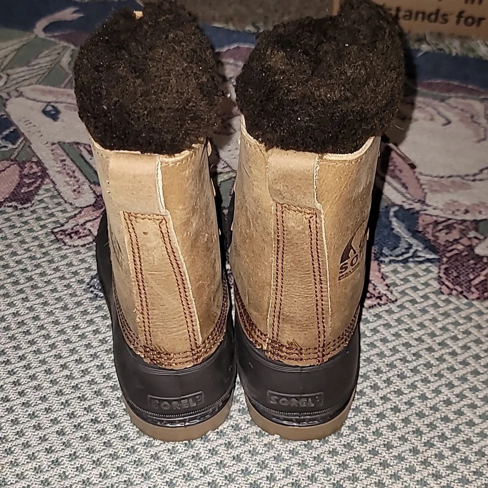 Sorel Badger Boots lined lace up brown logo snow boot